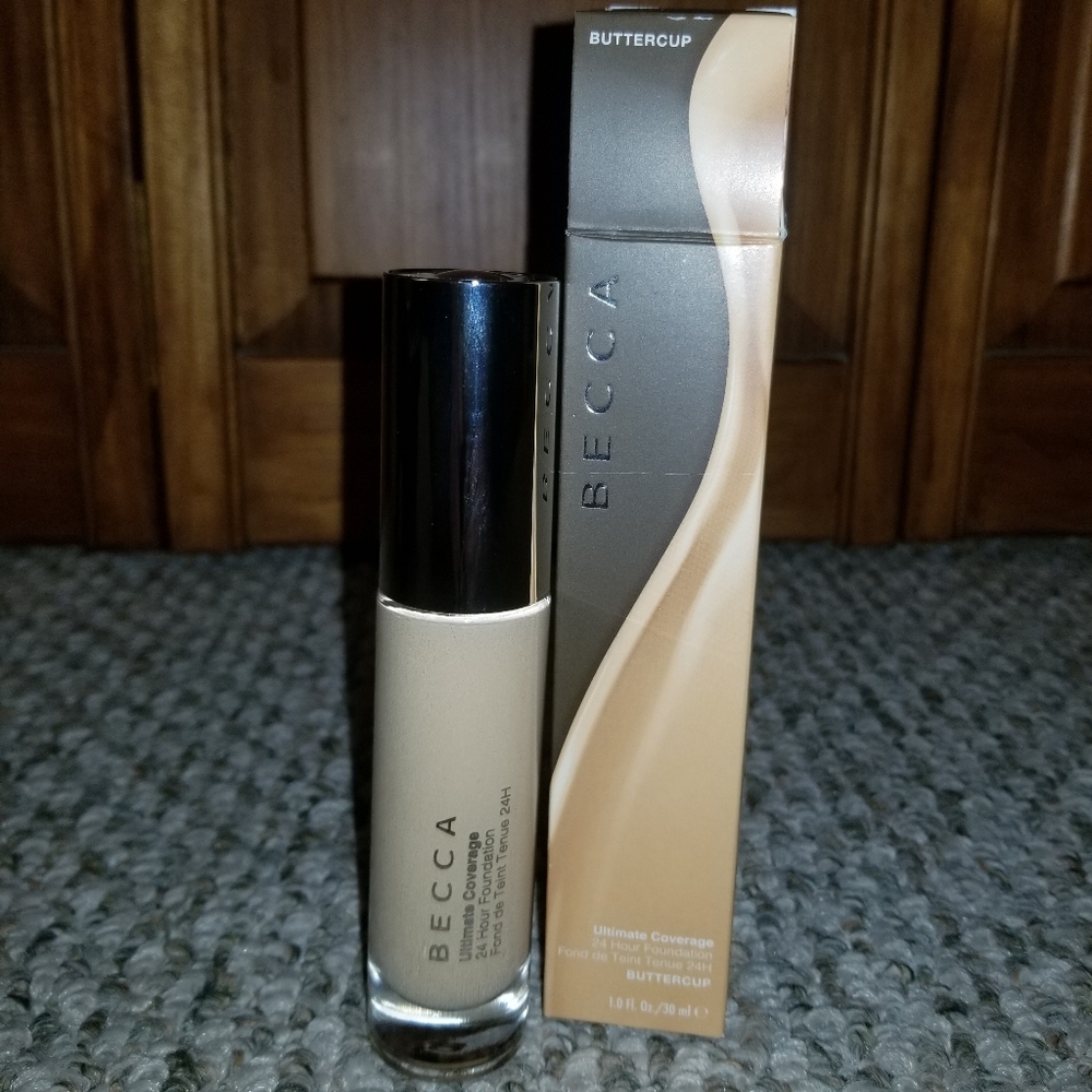 Becca Ultimate Color Foundation